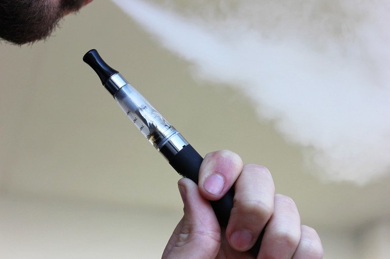 El vapeig és innocu per a la nostra salut? El vapeig és innocu per a la nostra salut?